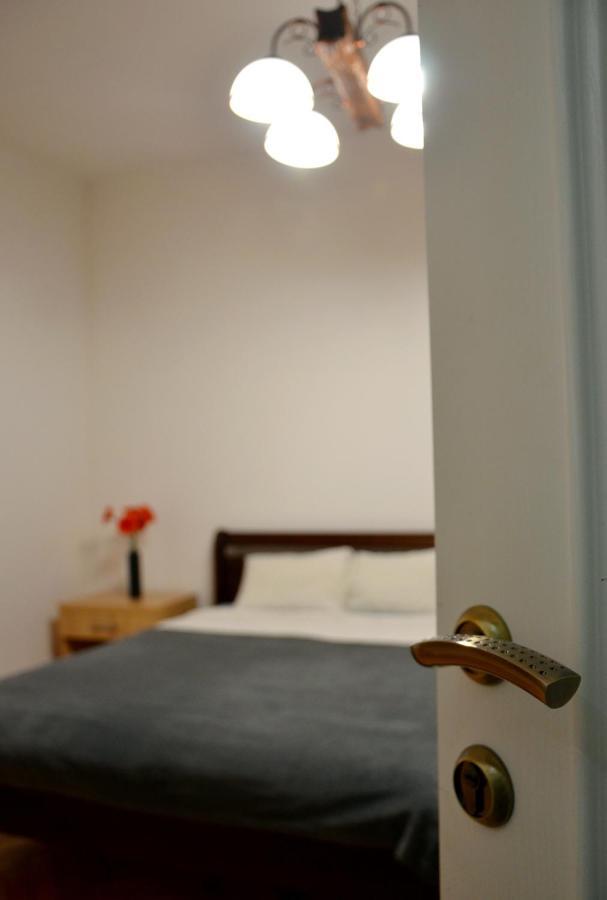 Brand New Apartment In City Center Lwów Zewnętrze zdjęcie